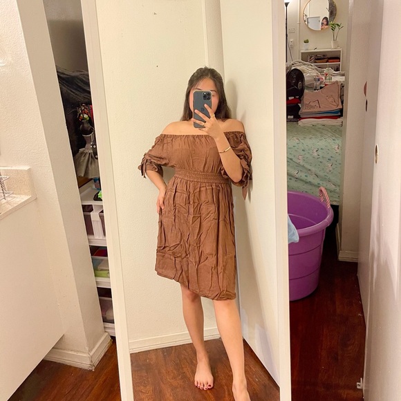 Maria Dress - Picture 2 of 6